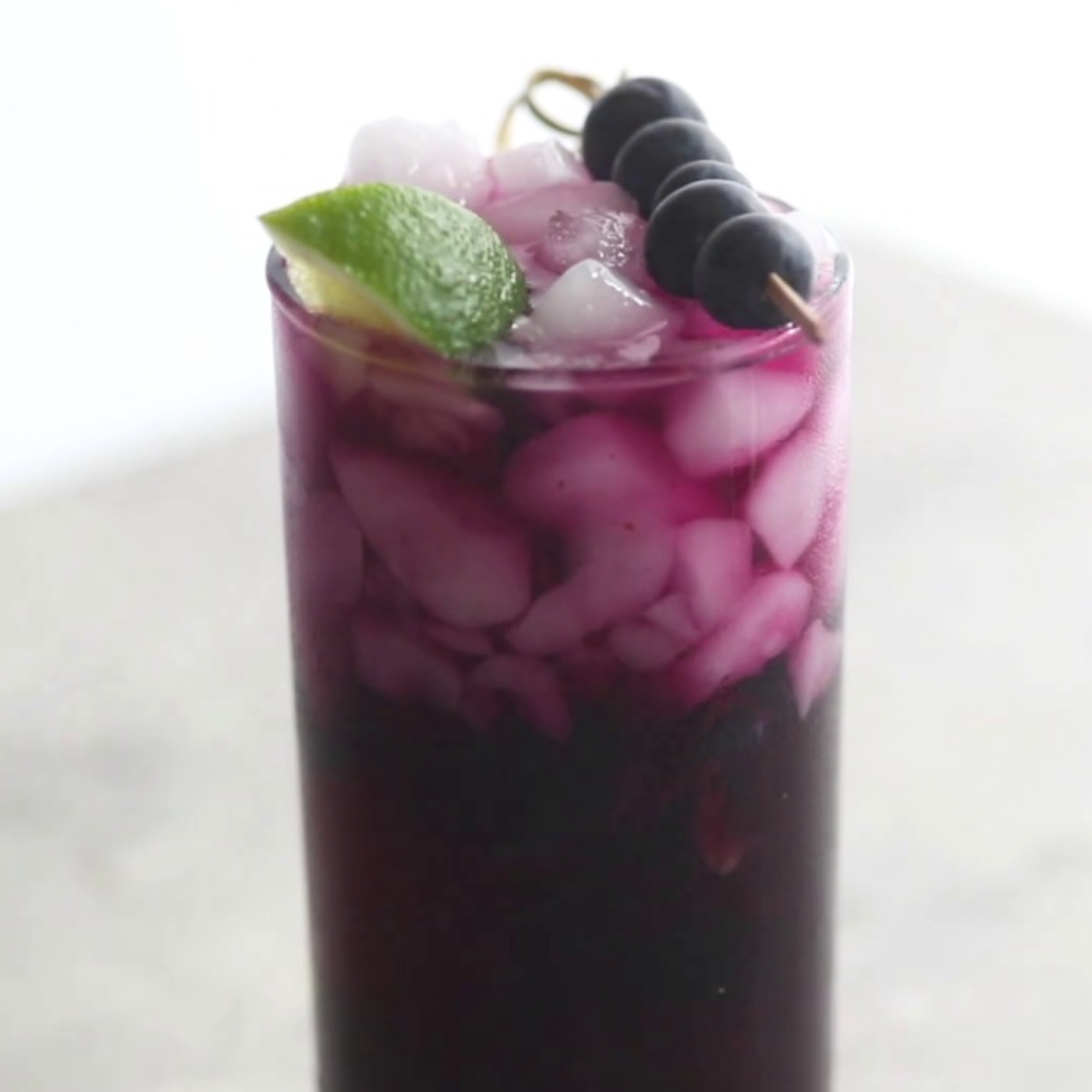 EASY BLUEBERRY TOM COLLINS RECIPE